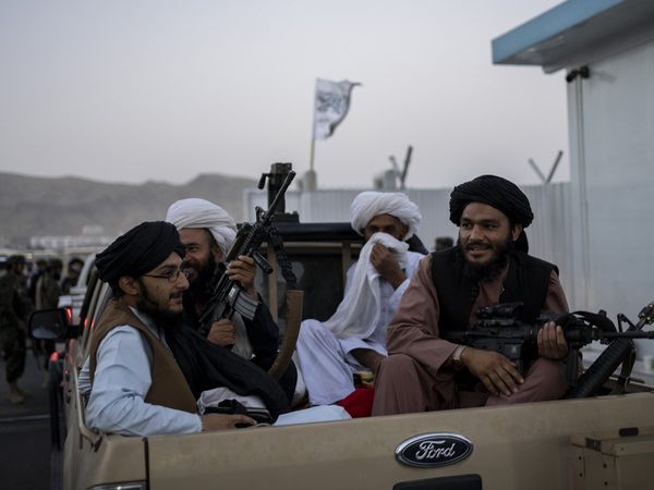 UN warns Afghanistan is at risk of total breakdown if money not flowed 