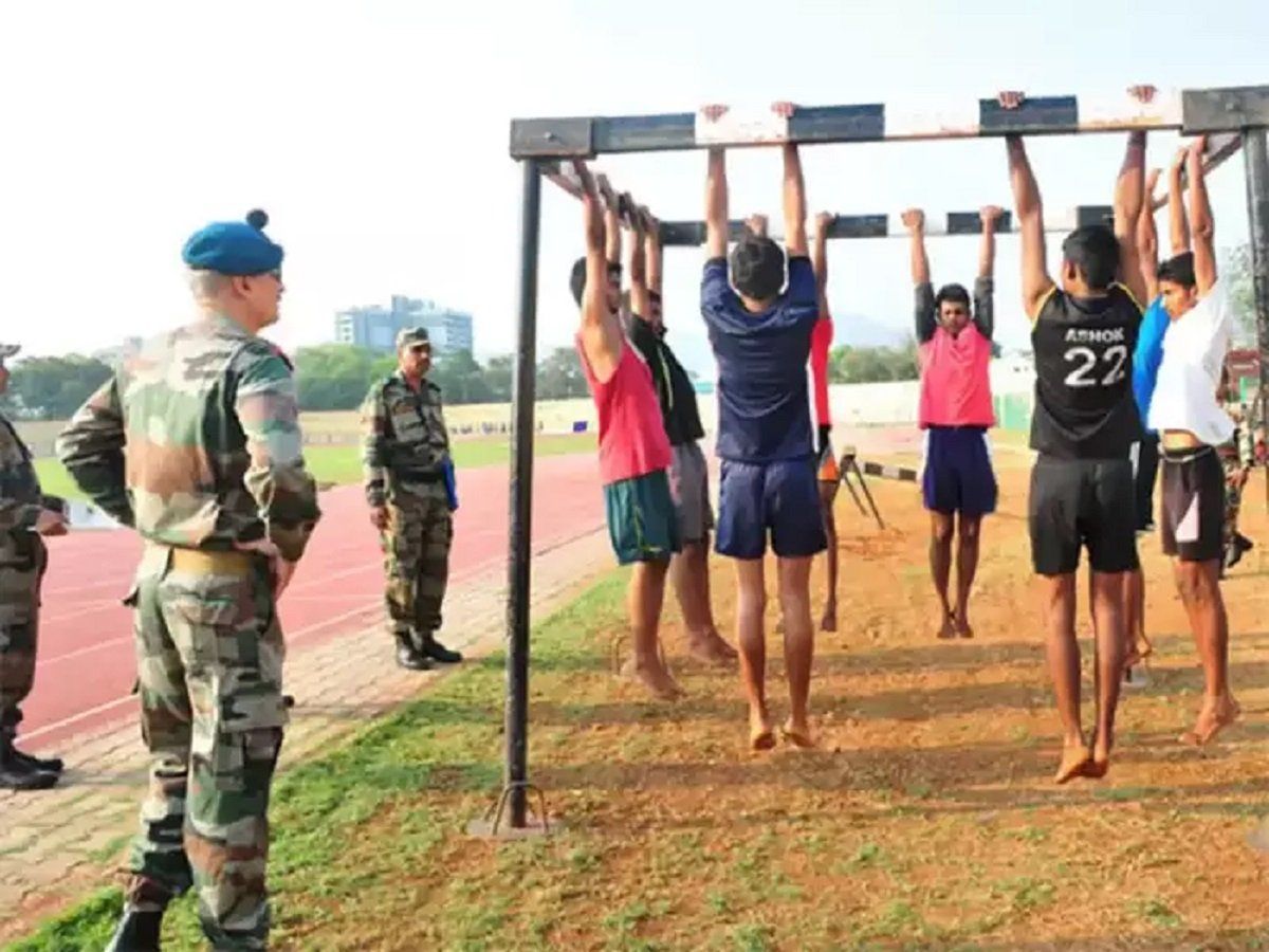 Agnipath Scheme: नौजवानों के लिए खुशखबरी, 'अग्निपथ योजना' के जरिए सेना में भर्ती करने जा रही है सरकार