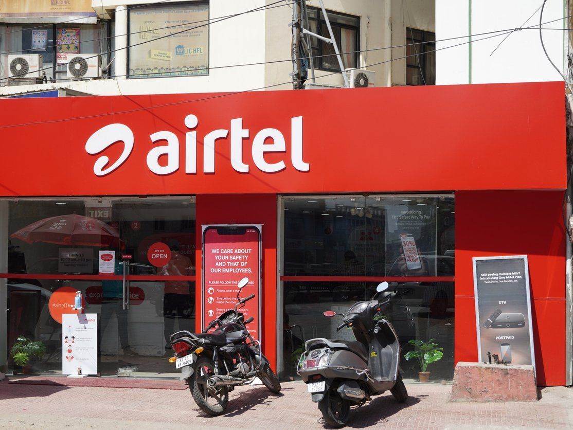 Airtel Prepaid Plans: इन प्लान्स में रोज मिलता है 2GB डेटा और बहुत कुछ, कीमत 500 रुपये से कम