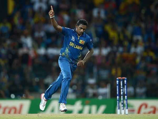 Ajantha Mendis Best bowling figures 