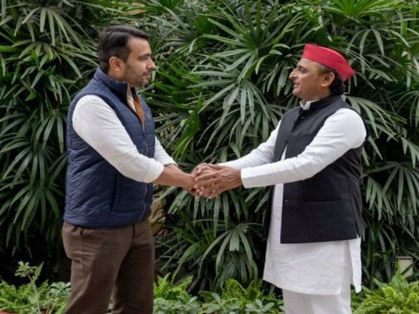 Akhilesh yadav and Jayant Chowdhery