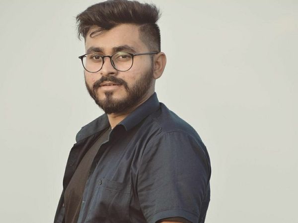 Kutch MP Vinod Chavda's bhanja Akshay Locha murdered, dead body found in suspicious condition in car