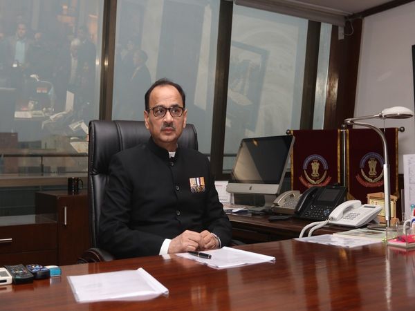 Modi Government's takes big action against former CBI director Alok Verma
