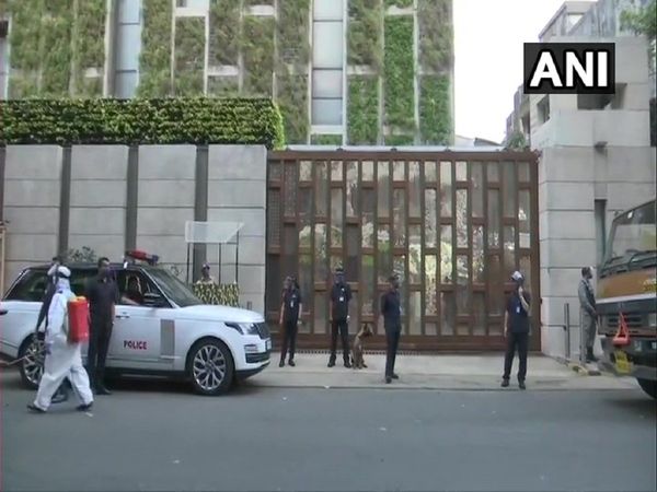 'Threat letter' found in car carrying explosives near Mukesh Ambani's residence