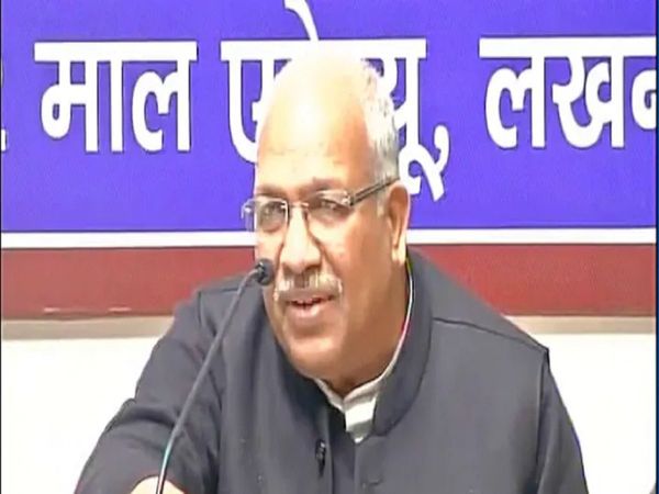 Senior BSP leader Ambika Chaudhary quits, likly to join Samajwadi Party