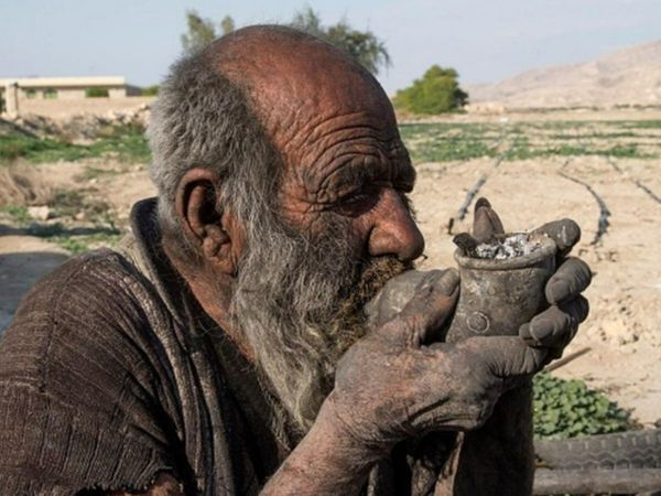 Scientists baffled by good health of 87 year old man who hasnt bathed in 67 years
