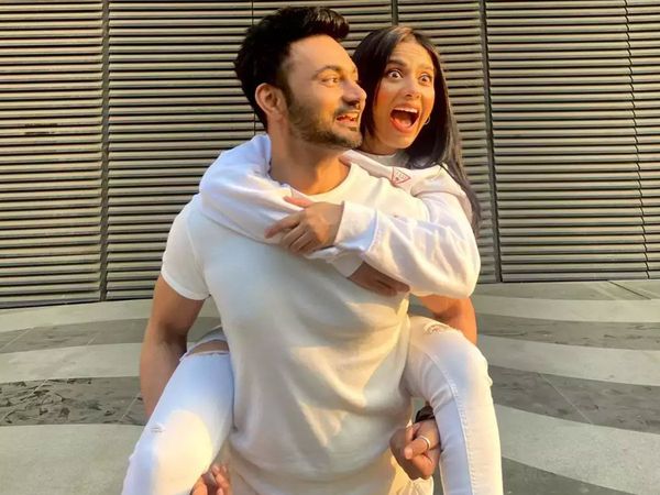 Amrita Rao and RJ Anmol