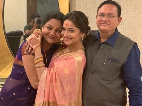 Ankita Lokhande with Family