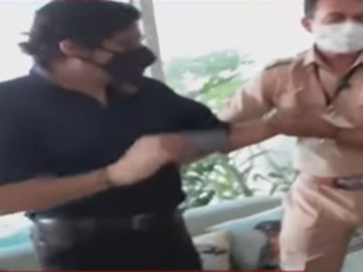 अर्नब गोस्वामी गिरफ्तार, सुसाइड केस में मुंबई पुलिस ने की कार्रवाई, जानिए कांग्रेस समेत किसने क्या कहा