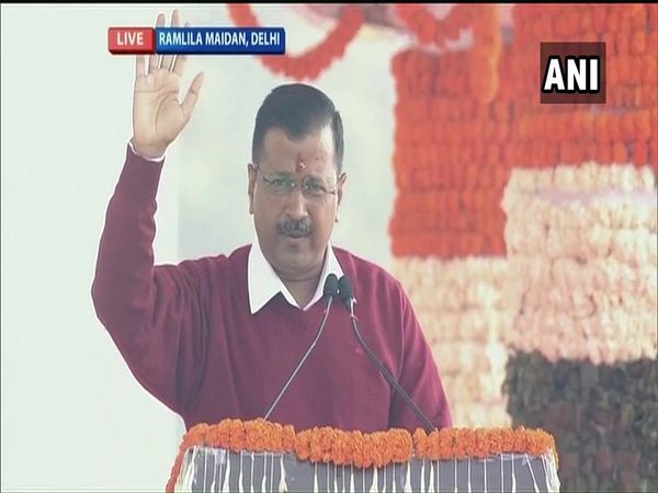 Arvind Kejriwal Oath Taking Ceremony Live Updates at Ramlila Maidan Delhi
