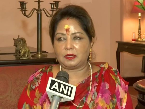 Nepal's PM's wife Arju Rana Deuba praised the changes in Kashi