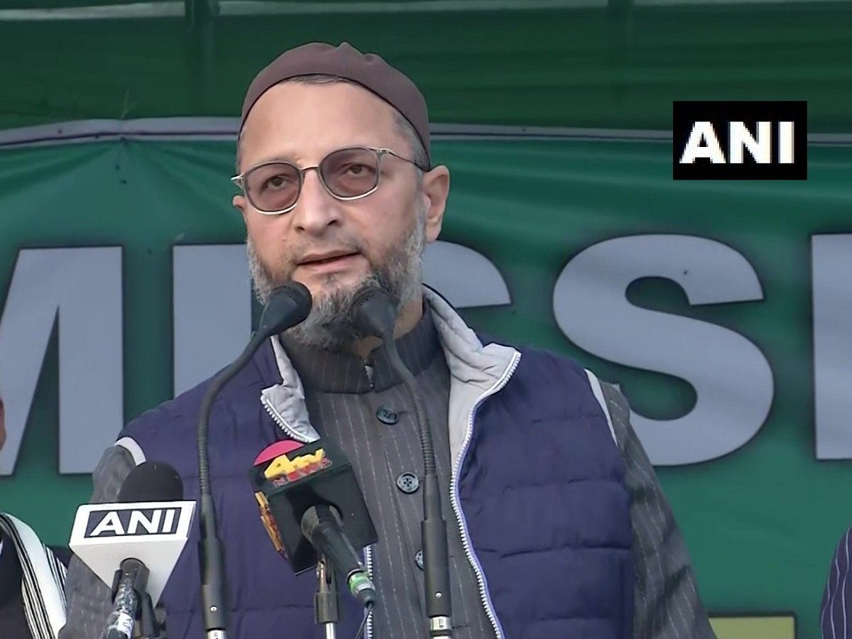 असदुद्दीन ओवैसी ने कहा- बुखार से 200 बच्चों की मौत हुई, CM से कहो तो कहेंगे- नाम फिरोजाबाद है इसलिए बुखार आ गया