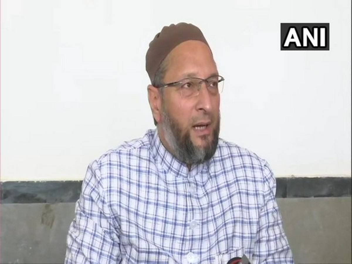 Rajya Sabha Polls: क्या सुविधा की राजनीति करते हैं ओवैसी, एक तरफ MVA का विरोध तो दूसरी तरफ दिया समर्थन