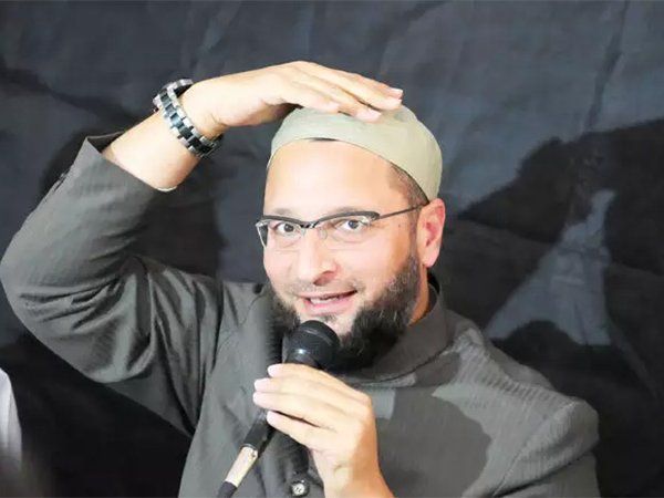 जब असदुद्दीन ओवैसी पहुंचे रांची, स्वागत में एयरपोर्ट पर लगने लगे 'पाकिस्तान जिंदाबाद' के नारे-Video