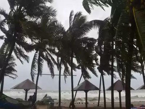 Cyclone Asani likely to weaken; moderate to heavy rains to lash parts of West Bengal and Odisha