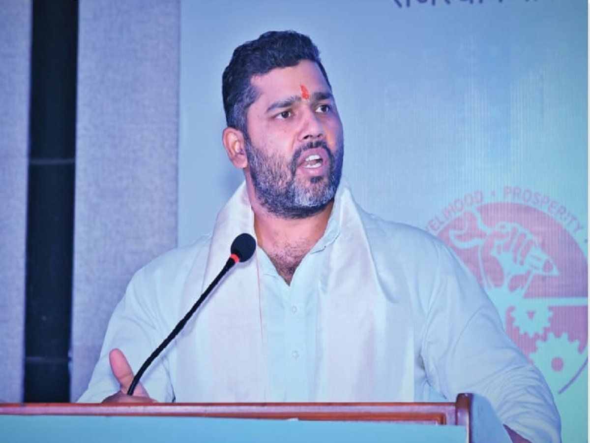 Rajasthan: गहलोत के मंत्री चांदना का यूटर्न, पहले मांगी मुक्ति और अब दिखा रहे हैं भक्ति !