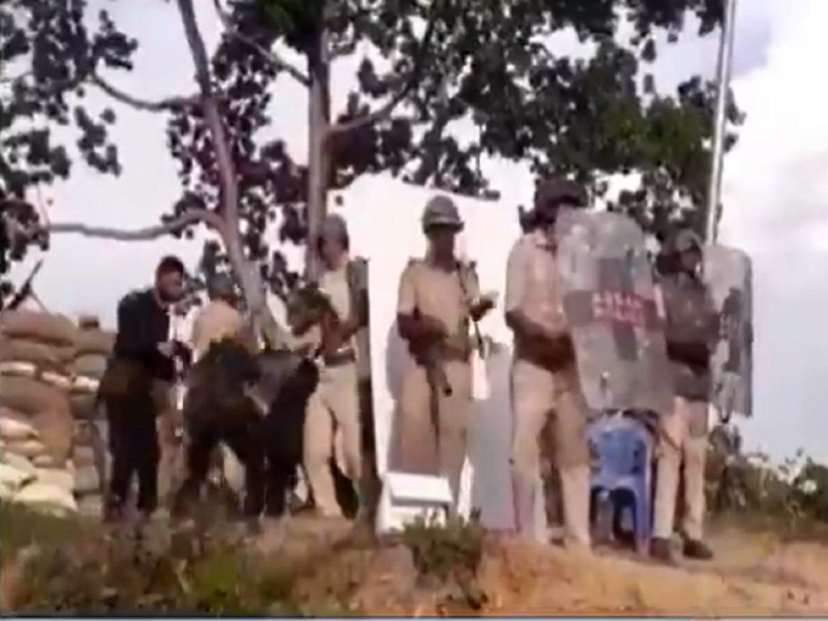 असम-मिजोरम सीमा पर हुई हिंसा, असम पुलिस के 6 जवानों की मौत, 80 लोग घायल, मंत्री ने जलियांवाला बाग से की तुलना