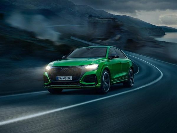 Audi's SUV RS Q8 Booking begins in India , book with Rs 15 lakhs