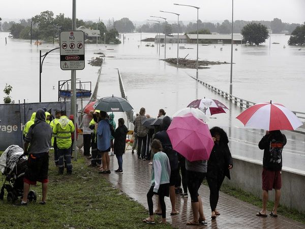 Heavy rains in Australia's east bring worst floods in 100 years