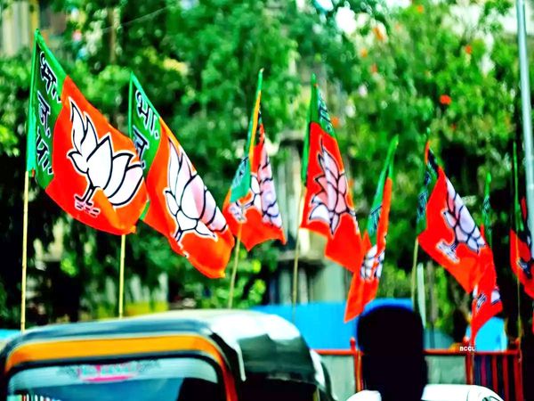 today's history 6 April 2022