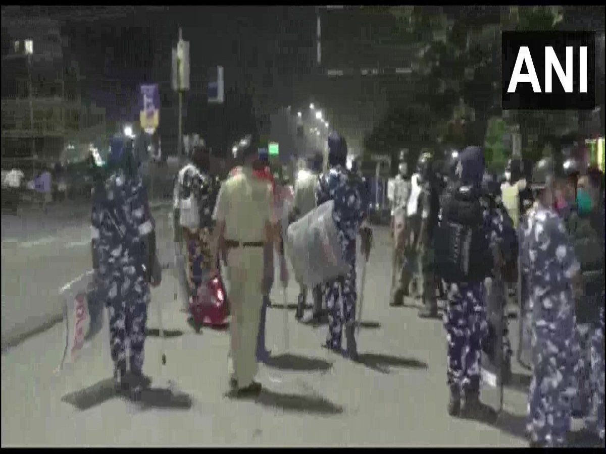 West Bengal : थाने के सामने बीजेपी पार्षद की गोली मारकर हत्या, राज्यपाल ने ममता और DGP को भेजा समन