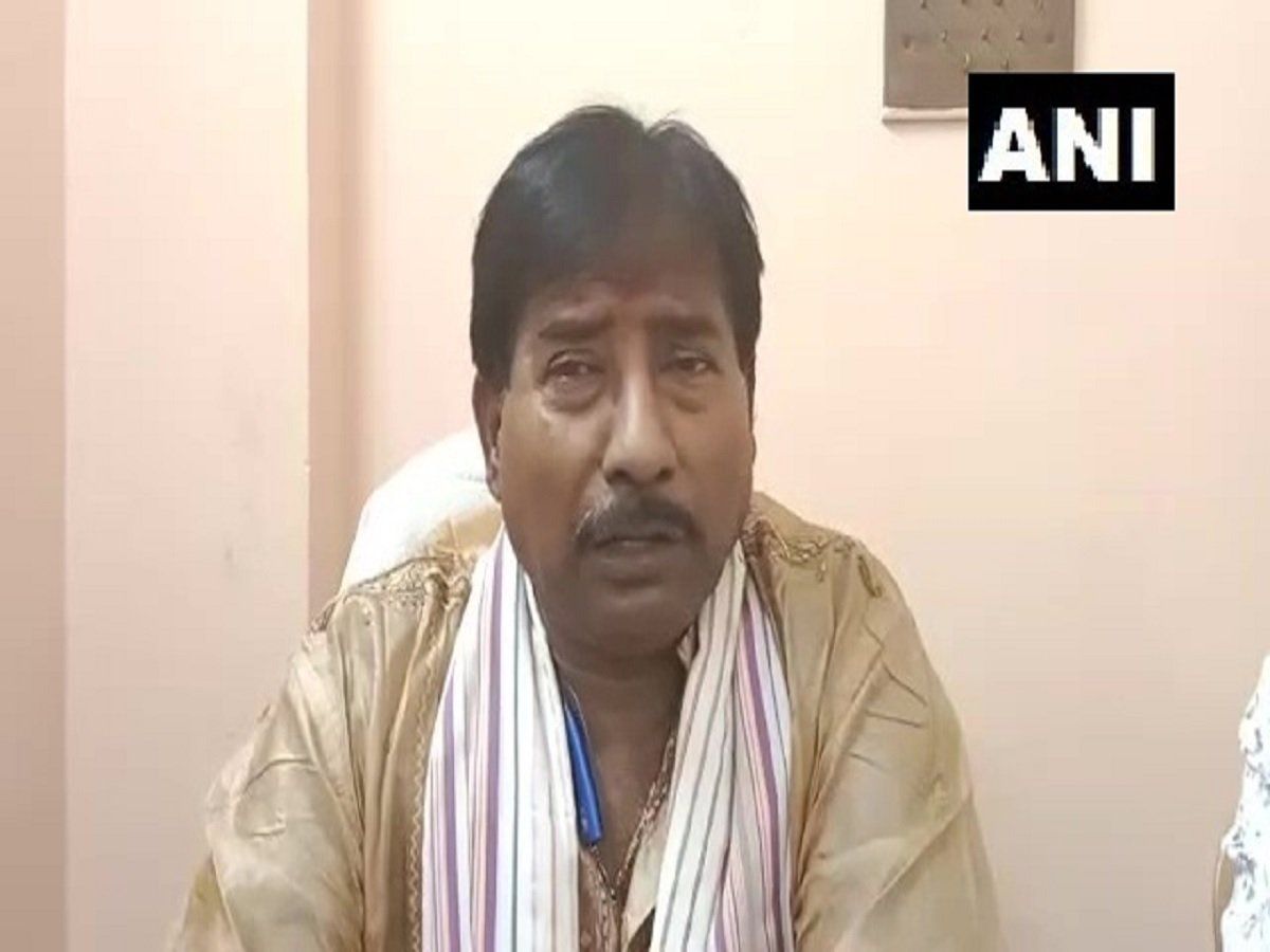 Bengal में BJP सांसद जगन्नाथ सरकार की गाड़ी पर बम से हमला, 'द कश्मीर फाइल्स' देखकर लौट रहे थे MP