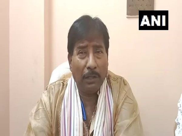 BJP MP Jagannath Sarkar from Ranaghat in West Bengal attacked.