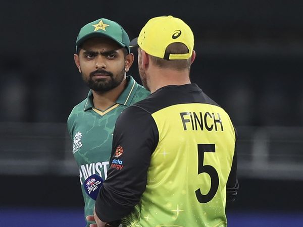 Babar-Azam-Aaron-Finch