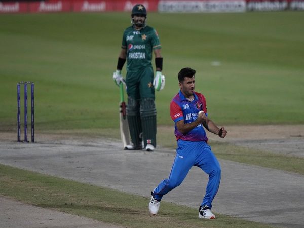 Babar-Azam-Fazalhah-Farooqi