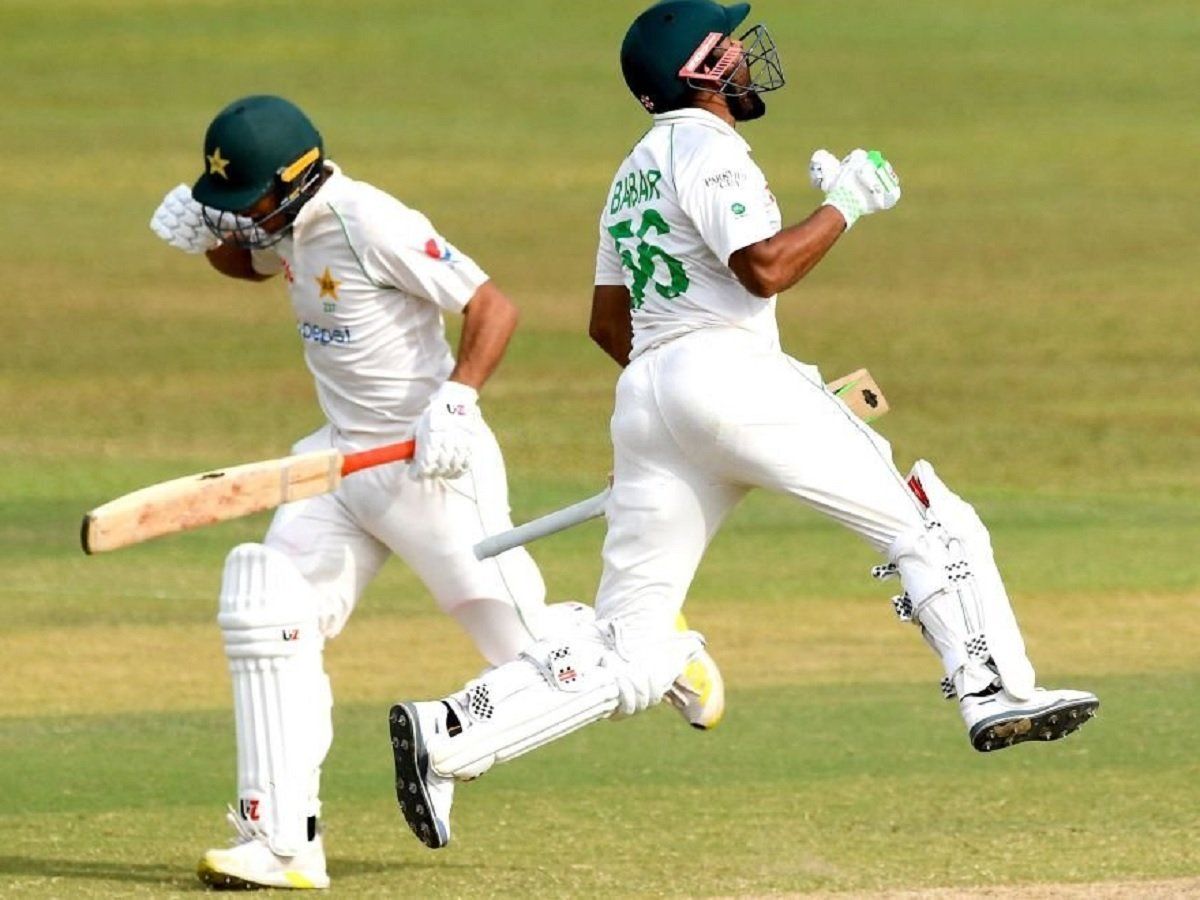 SL vs PAK 1st Test Day 2: बाबर आजम के शानदार शतक ने कराई पहले टेस्ट में पाकिस्तान की वापसी
