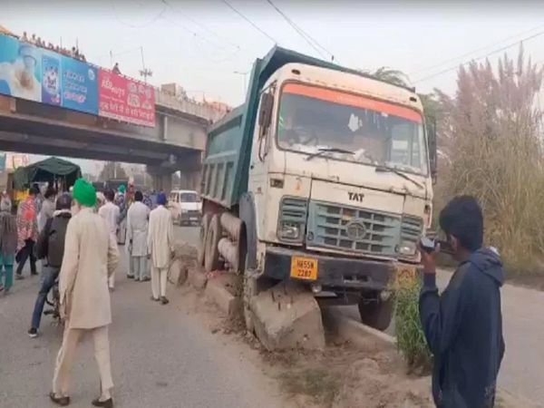 Over Speeding Truck Tramples Women Farmer Protesters In Bahadurgarh Haryana