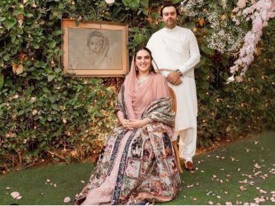 benazir Bhutto on bakhtawar bhutto zardari shawl benazir Bhutto on bakhtawar bhutto zardari shawl