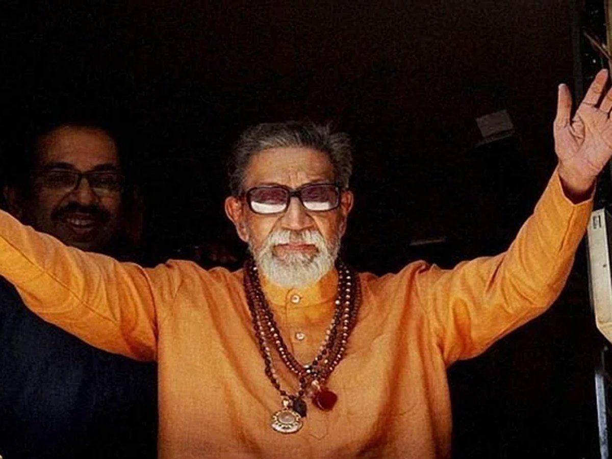 पुण्यतिथि : हिंदुत्व के बड़े चेहरा रहे बाल ठाकरे, उनके इशारे पर घूमती थी महाराष्ट्र की राजनीति
