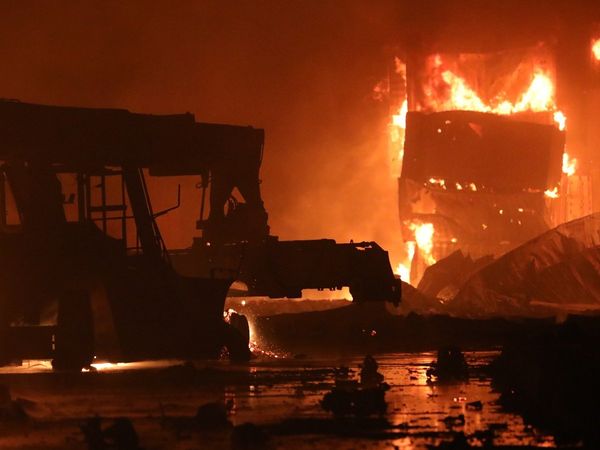 bangladesh container depot fire