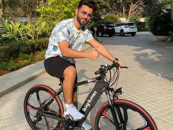 Salman Khan gifted E-Bike to Rahul Vaidya Now Bigg Boss 14 Contastant experience riding