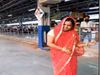 Dance Video Desi Bhabhi Dance On Railway Station Video Goes Viral