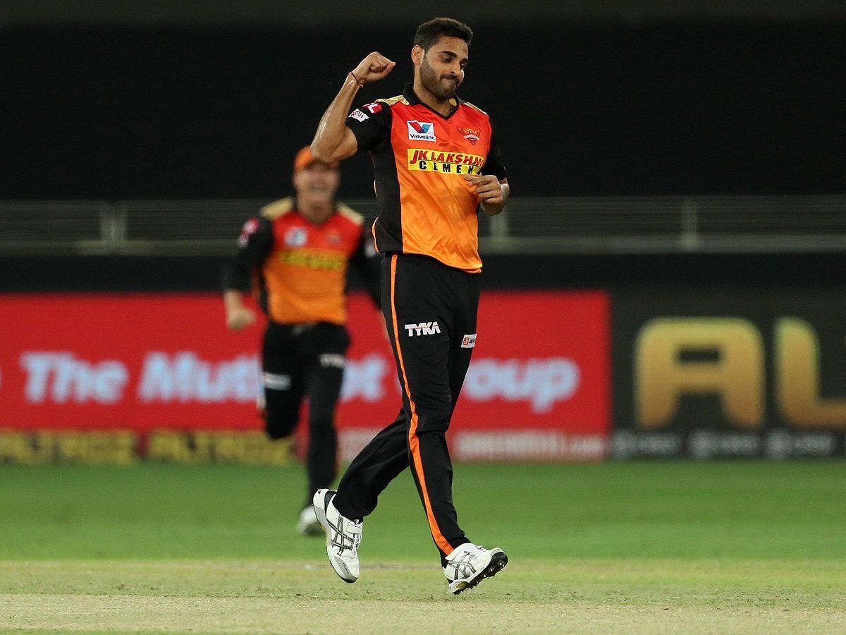 सनराइजर्स हैदराबाद को लगा बड़ा झटका, तेज गेंदबाज भुवनेश्वर कुमार IPL 2020 से बाहर