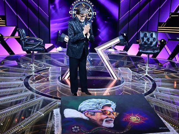 KBC 14 eighth registration question 16 April 2022 Amitabh Bachchan Asked Lata Mangeshkar of which patriotic song in 1963  moved Pandit Jawaharlal Nehru to tears?