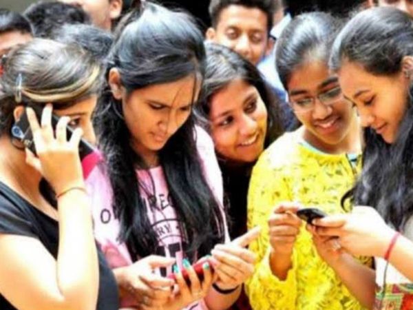 Students are telling their condition about the result like this