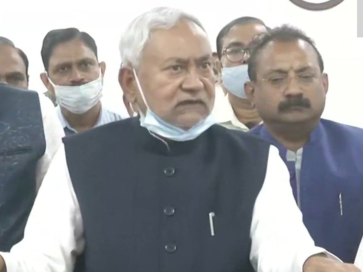 शराबबंदी पर बोले बिहार सीएम नीतीश कुमार, 'कुछ लोग मेरे खिलाफ हो गए लेकिन मैं शराब के खिलाफ खड़ा हूं'