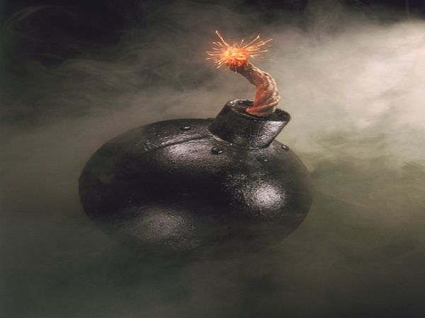 Bengal Election Day before voting in Joypur 3 injured in blast at TMC office