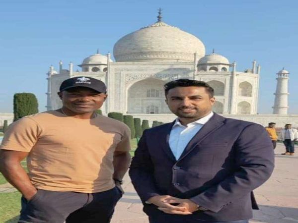 Brian Lara Reached Agra