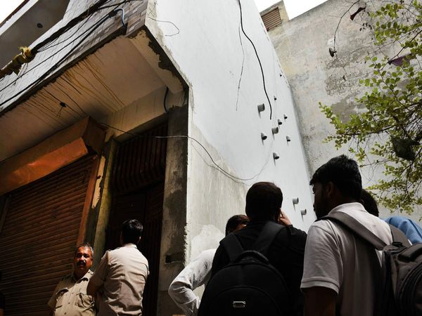 Burari deaths case: 11 people from the same family committed suicide or was murder? Delhi Police files closure report