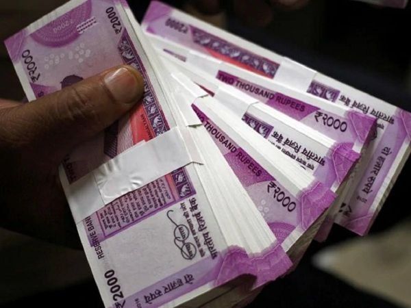 MSME के लिए 114502 करोड़ रुपए के लोन मंजूर, 32 बैंक और 10 एनबीएफसी दे रहे हैं कर्ज