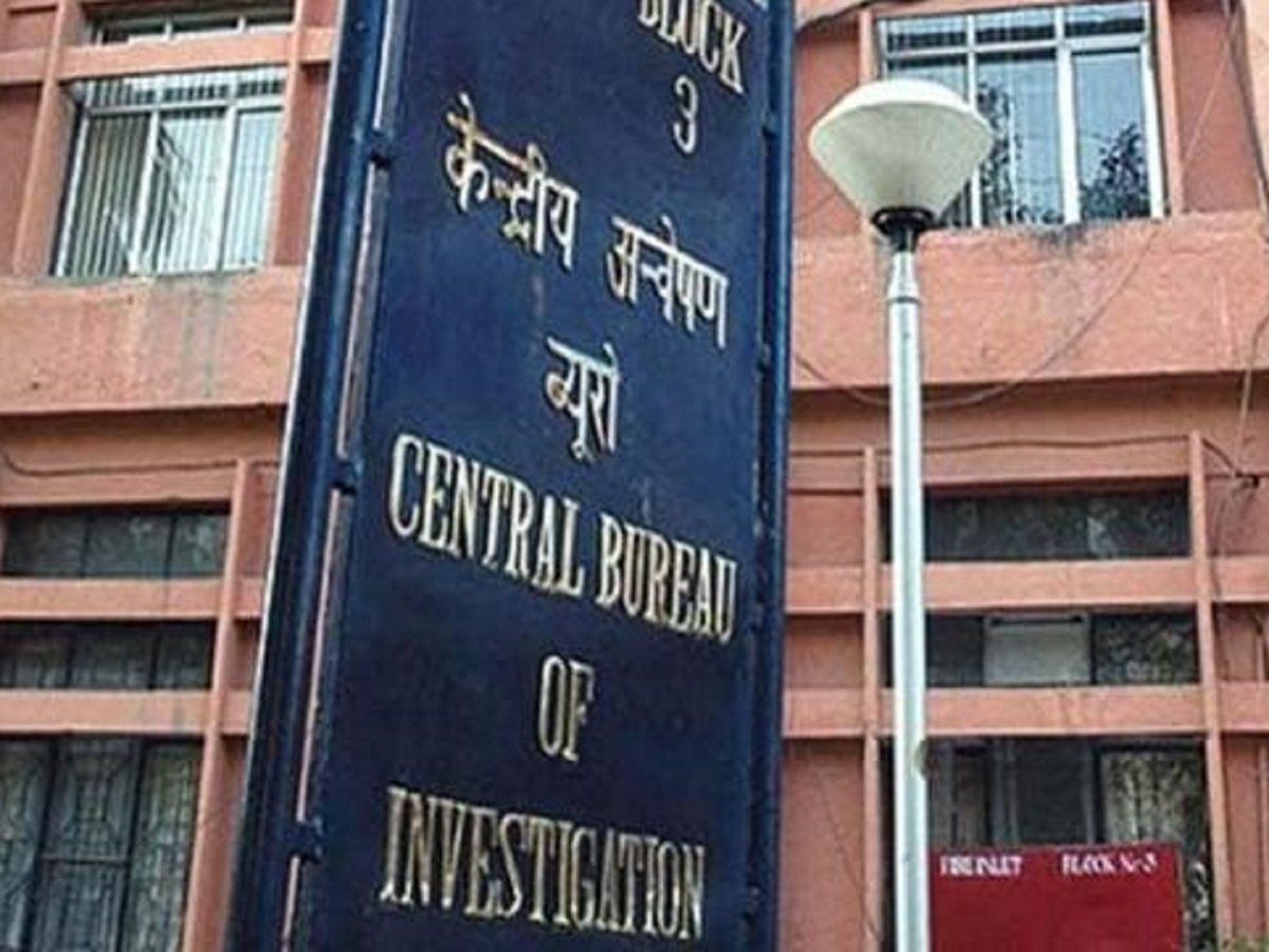 कई NGOs पर CBI की राष्ट्रव्यापी कार्रवाई, गृह मंत्रालय के कर्मचारी भी घेरे में, FCRA की मंजूरी का है मामला