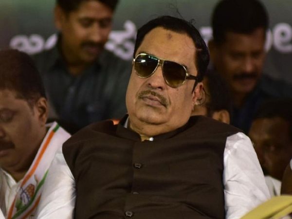 Congress Karnataka MLC, C M Ibrahim written to CM BS Yediyurappa seeks permission for Idd prayers