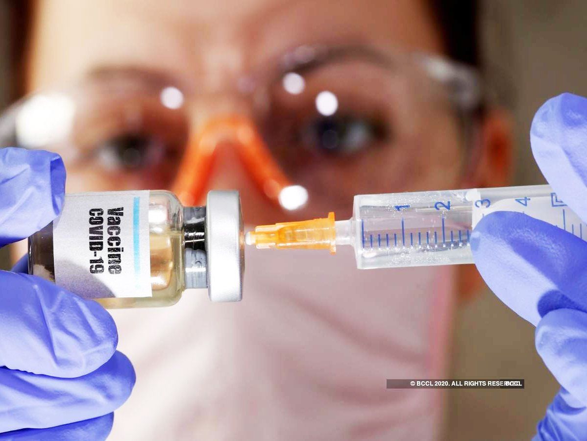 Pfizer COVID19 Vaccine के इमर्जेंसी इस्तेमाल को US FDA ने दी मंजूरी