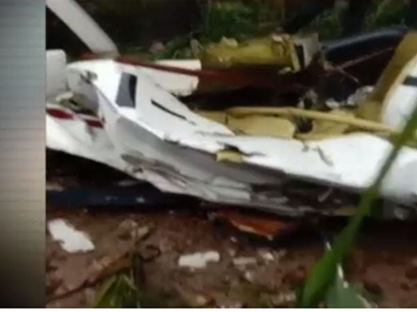 A Trainer aircraft crash: यूपी के आजमगढ़ में  ट्रेनर विमान हुआ दुर्घटनाग्रस्त, 1 की मौत