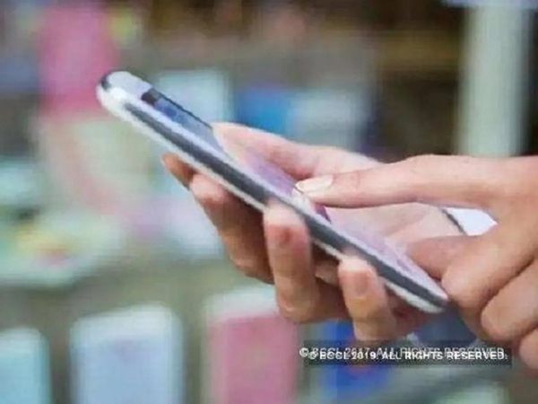 Jilted lover diverts call to Noida police commissioner's number to intimidate woman, held