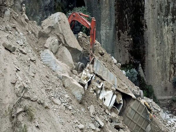 Why did the tunnel under construction collapse in Ramban? Three member committee of experts constituted to find out